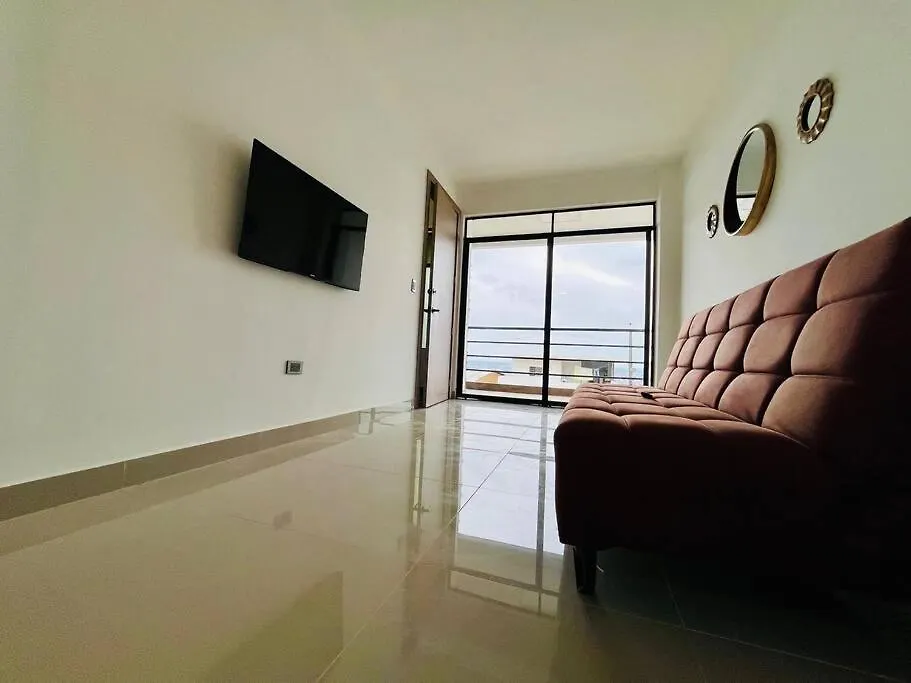 Departamento 2 Habitaciones Con Balcon A 10Min Consulado Americano Guayaquil Ecuador